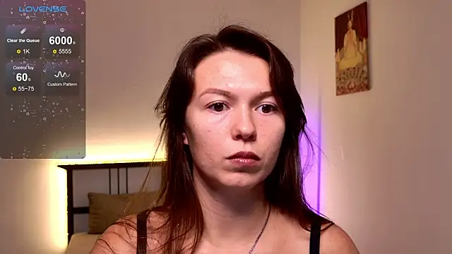 Snapshot of EllaCanny chatting on October 2025 05:43:02 AM EllaCanny online show from October 2025 05:43:02 AM