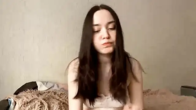 Snapshot of VividSienna chatting on October 2025 09:10:01 AM VividSienna online show from October 2025 09:10:01 AM