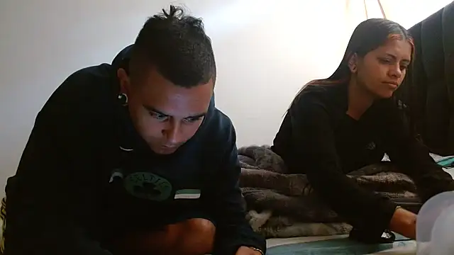 Snapshot of Carlandelli1 chatting on October 2025 11:42:01 AM Carlandelli1 online show from October 2025 11:42:01 AM