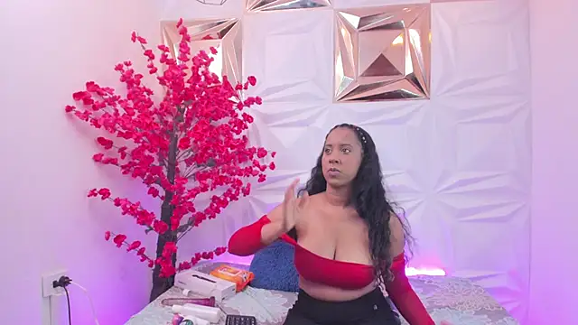 Snapshot of Taira_Bms chatting on October 2025 03:54:02 AM Taira Bms online show from October 2025 03:54:02 AM