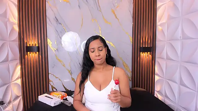 Snapshot of Taira_Bms chatting on October 2025 04:14:01 AM Taira Bms online show from October 2025 04:14:01 AM