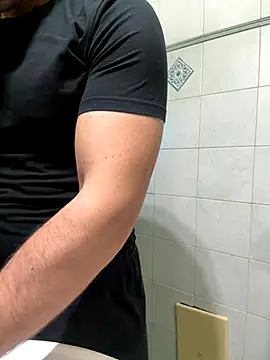 giovan2020 online show from November 2025 10:48:01 PM