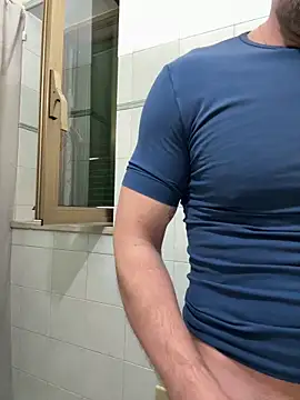 giovan2020 online show from February 2026 06:22:02 AM