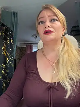 Sweet-blonde online show from March 2026 01:59:02 PM