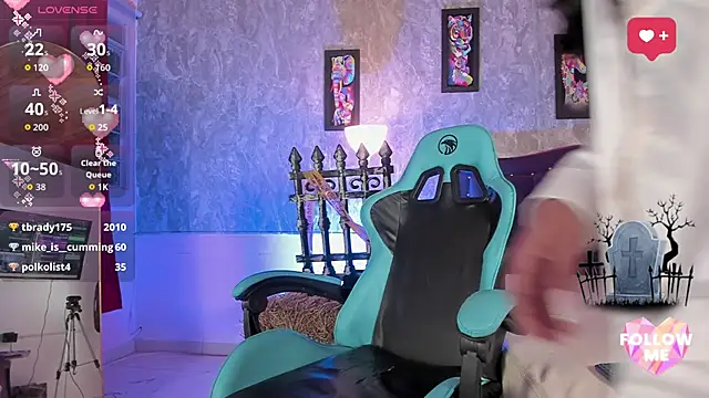 Snapshot of Lauren_smiles chatting on November 2025 04:14:01 AM Lauren smiles online show from November 2025 04:14:01 AM