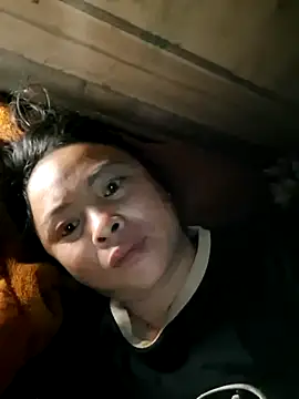 xuxulovezz online show from November 2025 10:31:02 PM