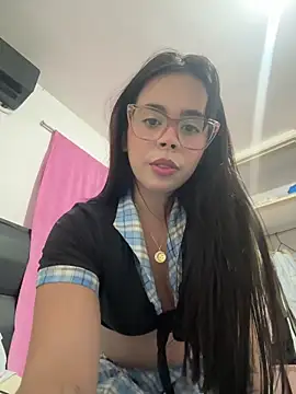 Lilaxxvv online show from February 2026 02:51:01 AM