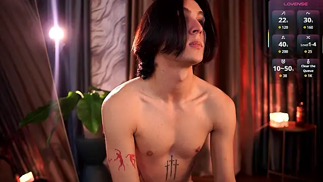 CleoStringer online show from March 2026 06:52:01 AM