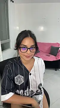 Snapshot of Selene_Wings22 chatting on April 2026 02:55:01 AM Selene Wings22 online show from April 2026 02:55:01 AM