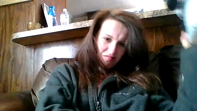 Snapshot of brunettebabexo3 chatting on January 2026 04:00:01 PM brunettebabexo3 online show from January 2026 04:00:01 PM