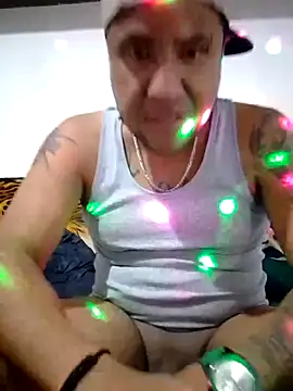 Ruloluna online show from November 2025 07:51:01 AM