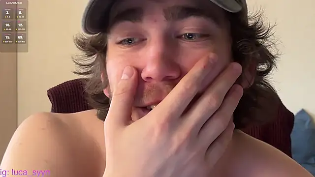 Snapshot of luca_syn chatting on November 2025 11:12:01 AM luca syn online show from November 2025 11:12:01 AM