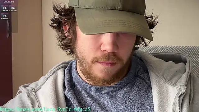 Snapshot of luca_syn chatting on November 2025 10:48:01 AM luca syn online show from November 2025 10:48:01 AM