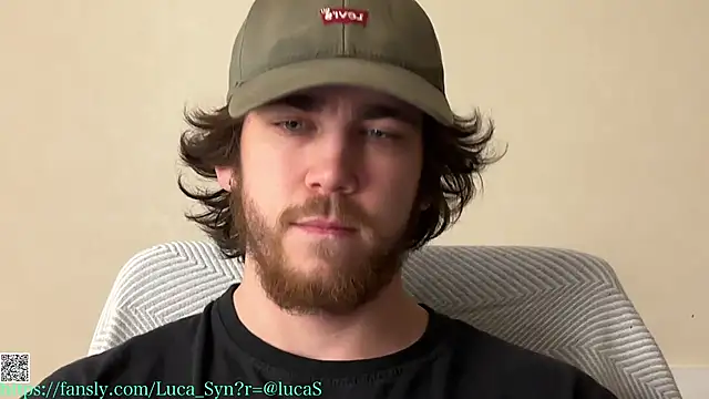 Snapshot of luca_syn chatting on November 2025 02:20:02 PM luca syn online show from November 2025 02:20:02 PM