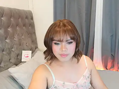 Snapshot of yayakashuu chatting on October 2025 01:54:02 PM yayakashuu online show from October 2025 01:54:02 PM