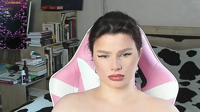 Snapshot of bbJ_one chatting on June 2026 05:09:02 AM bbJ one online show from June 2026 05:09:02 AM