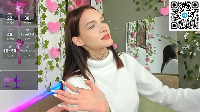 Selena Lune online show from October 2025 01:03:02 AM