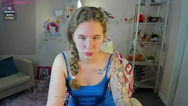 Elsie Cutties online show from October 2025 10:37:01 PM