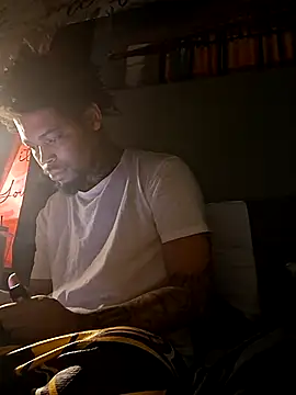 Snapshot of Painstickwes chatting on March 2026 04:56:02 PM Painstickwes online show from March 2026 04:56:02 PM