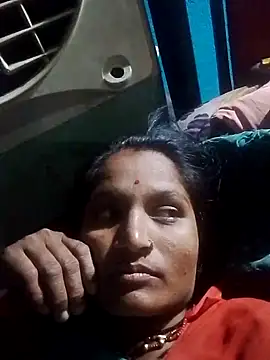 Pooja6060 online show from October 2025 03:40:02 PM