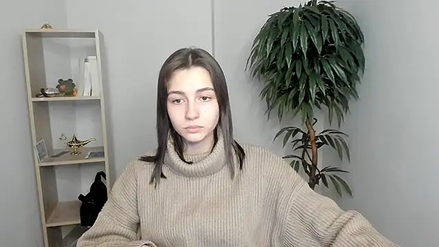 LettySlovacek online show from September 2025 07:35:02 AM