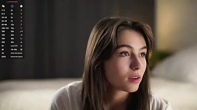 LettySlovacek online show from November 2025 05:18:02 AM