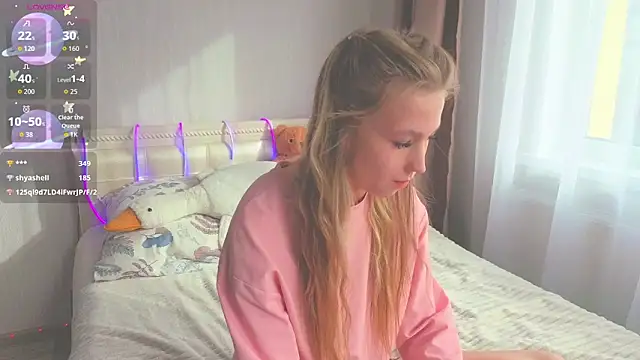 Snapshot of BarelyBliss chatting on October 2025 08:46:01 AM BarelyBliss online show from October 2025 08:46:01 AM