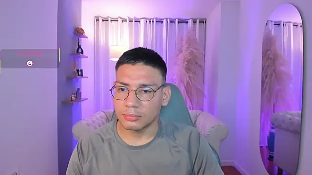 marcuswildx online show from September 2025 12:18:01 PM