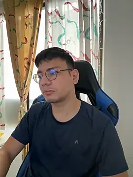 marcuswildx online show from December 2025 12:03:02 PM