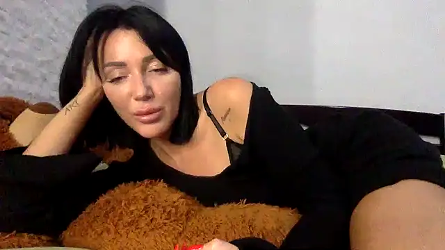 Veymoria online show from October 2025 11:13:02 PM