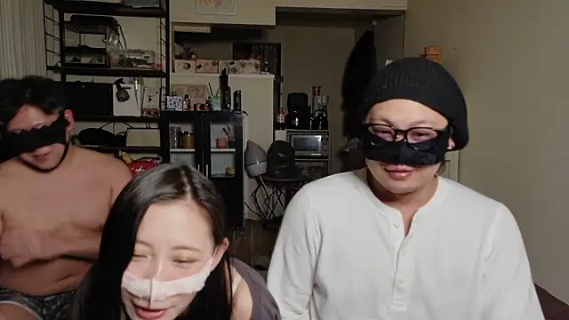 Snapshot of shun_ch chatting on May 2026 02:00:01 PM shun ch online show from May 2026 02:00:01 PM
