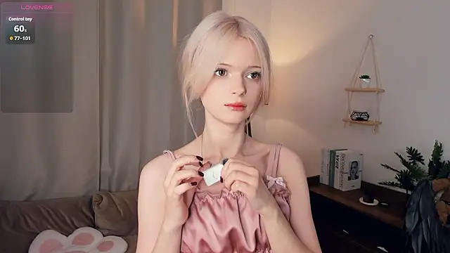 LaureMestler online show from February 2026 10:58:02 AM