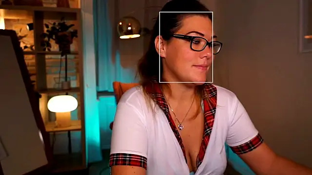 Snapshot of mrs_fllowerr chatting on October 2025 04:48:02 PM mrs fllowerr online show from October 2025 04:48:02 PM