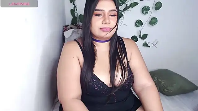 vivianepierss online show from February 2025 08:13:02 AM