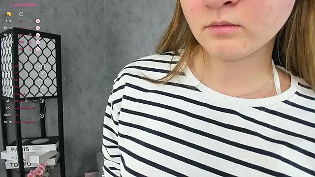 ElenoreReth online show from November 2025 01:38:01 AM