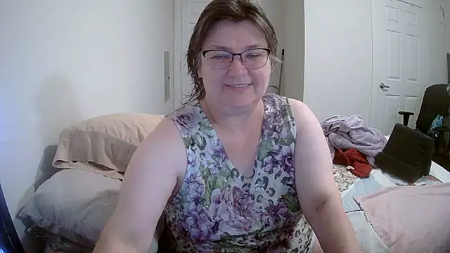 Snapshot of Buggy1965 chatting on April 2026 02:20:01 PM Buggy1965 online show from April 2026 02:20:01 PM