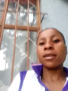 Snapshot of HotPetite_25 chatting on November 2025 11:56:02 AM HotPetite 25 online show from November 2025 11:56:02 AM