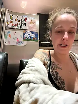 EmmieMaexox online show from October 2025 08:37:02 AM