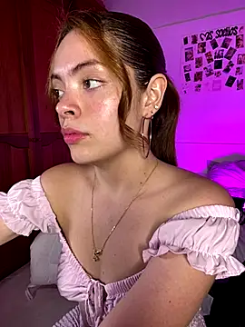 Bleer Rousse online show from October 2025 05:35:01 PM