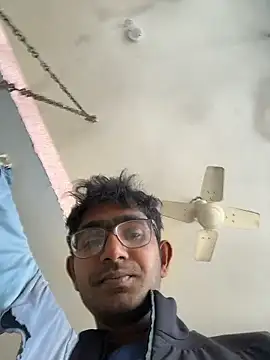 slaveboi9876 online show from January 2026 06:59:02 AM