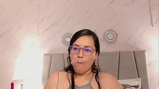 Michell Monet online show from April 2026 11:44:02 AM