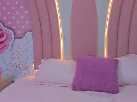 SofiaaBigBoobs online show from November 2025 12:04:02 PM