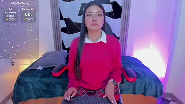 Fernanda hot  online show from October 2025 03:40:01 AM