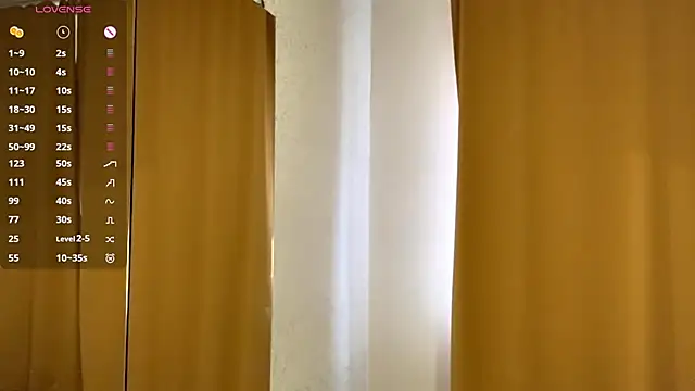 Snapshot of KrystinFunches chatting on October 2025 08:03:01 AM KrystinFunches online show from October 2025 08:03:01 AM