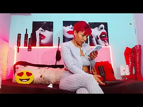 Snapshot of mylygrey chatting on March 2026 04:33:01 PM mylygrey online show from March 2026 04:33:01 PM