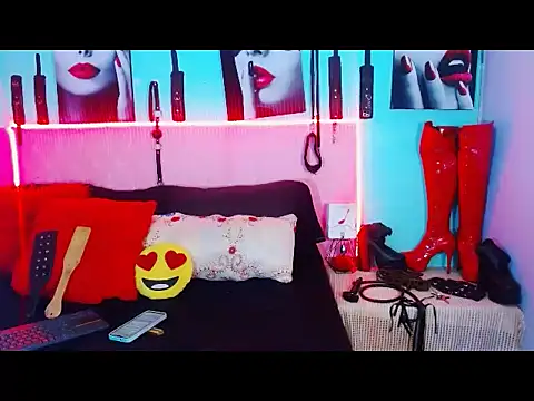 Snapshot of mylygrey chatting on April 2026 01:36:01 AM mylygrey online show from April 2026 01:36:01 AM