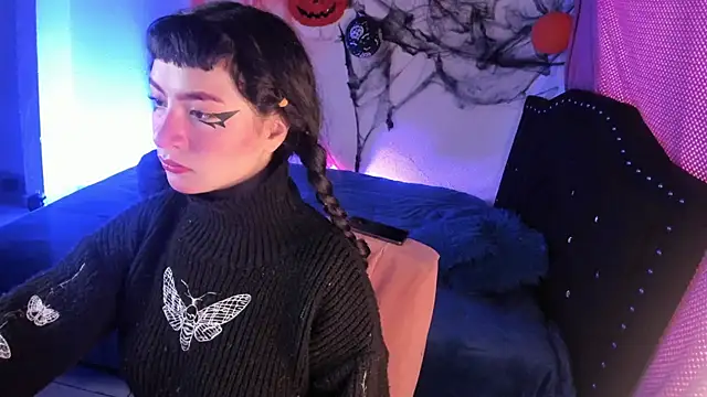 kitty  chs online show from November 2025 11:22:02 AM