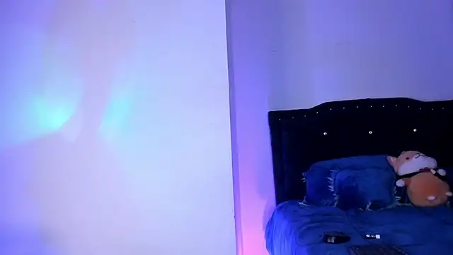 Snapshot of kitty__chs chatting on April 2026 12:19:01 AM kitty chs online show from April 2026 12:19:01 AM