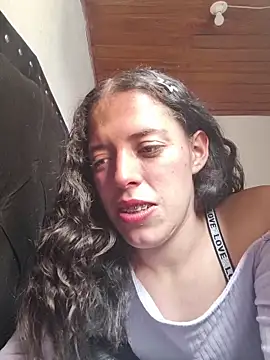 Snapshot of zakura_Haruno chatting on February 2026 08:37:01 PM zakura Haruno online show from February 2026 08:37:01 PM