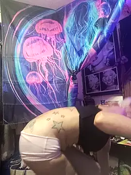 Snapshot of blondebarbiebae chatting on November 2025 04:54:02 AM blondebarbiebae online show from November 2025 04:54:02 AM